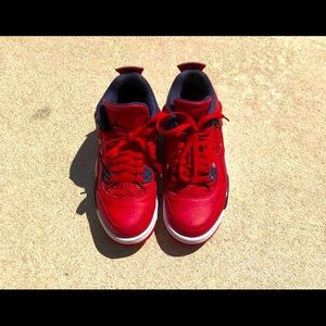 Jordan retro 4 GS ‘FIBA’